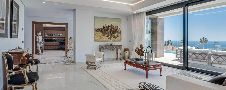 Luxury Villa with Panoramic Sea Views in La Paloma, Manilva