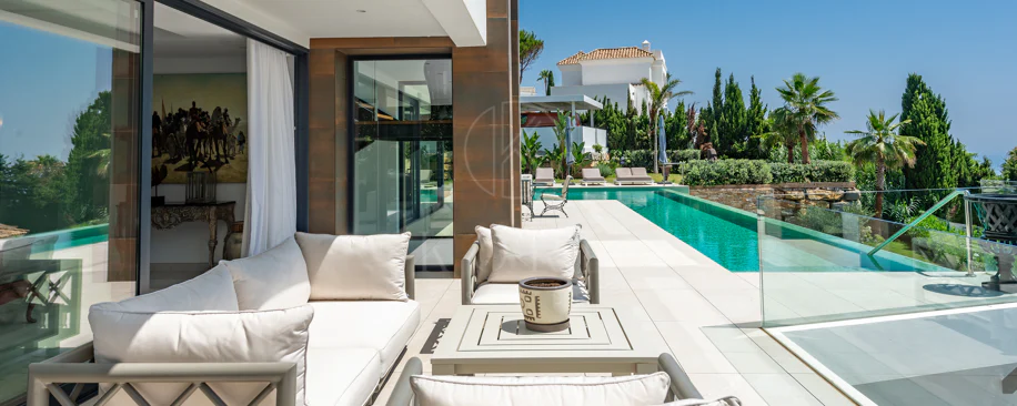 Luxury Villa with Panoramic Sea Views in La Paloma, Manilva