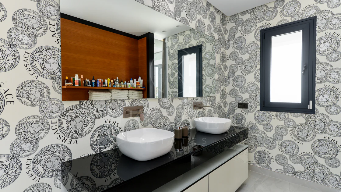 Luxury Villa with Panoramic Sea Views in La Paloma, Manilva