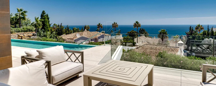 Luxury Villa with Panoramic Sea Views in La Paloma, Manilva
