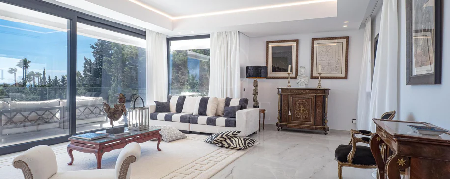Luxury Villa with Panoramic Sea Views in La Paloma, Manilva