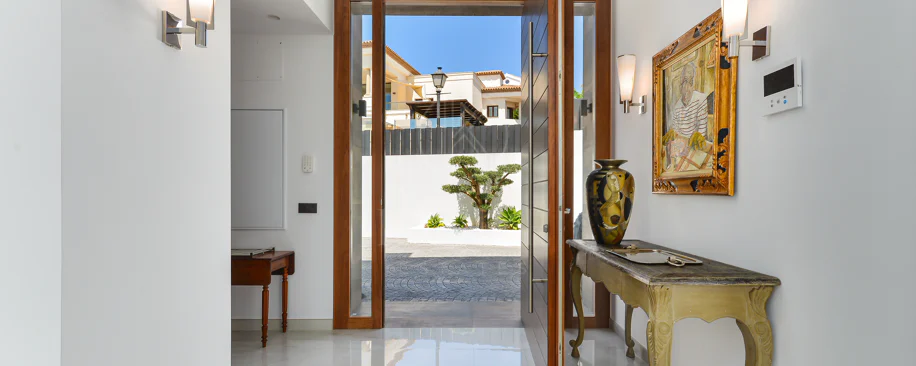 Luxury Villa with Panoramic Sea Views in La Paloma, Manilva