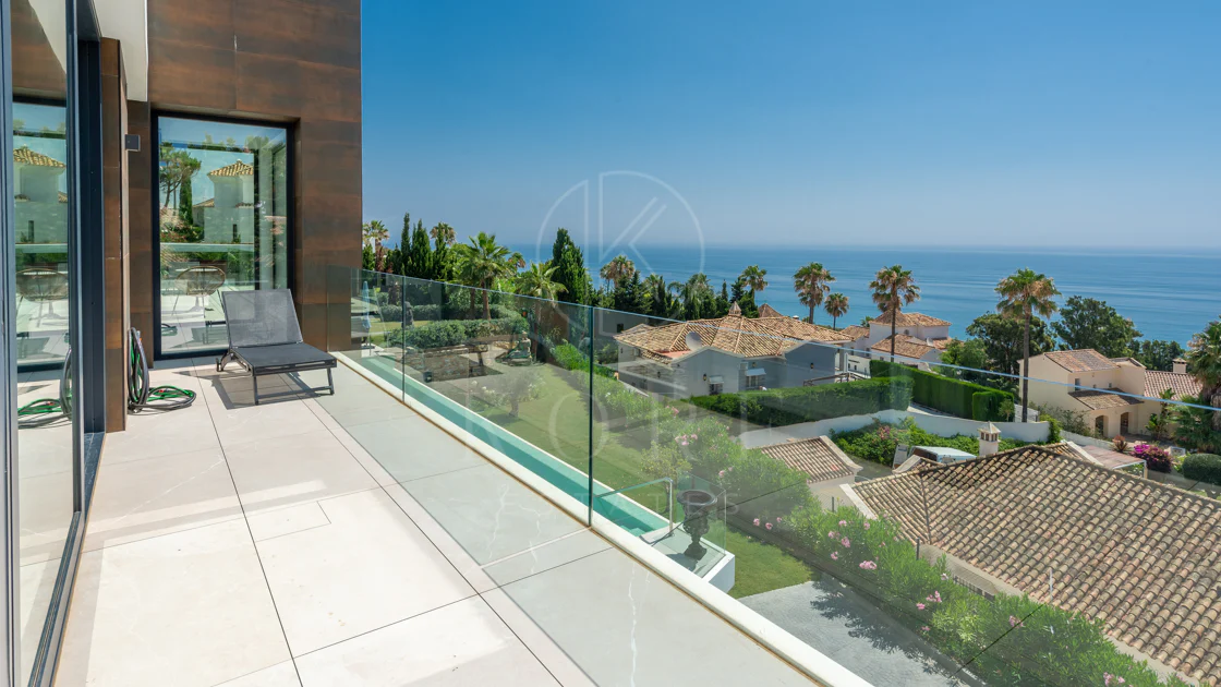 Luxury Villa with Panoramic Sea Views in La Paloma, Manilva