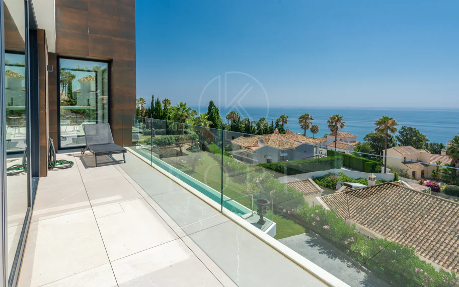 Luxury Villa with Panoramic Sea Views in La Paloma, Manilva