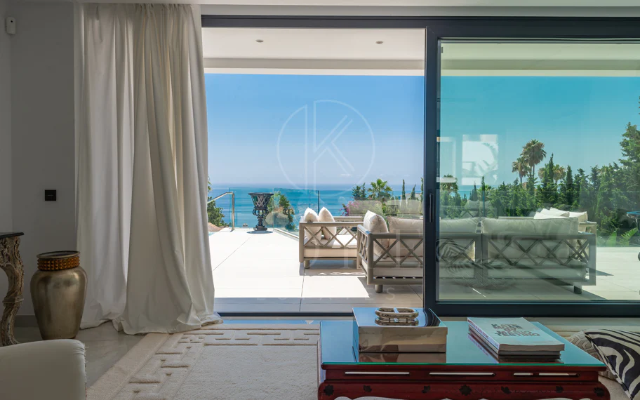 Luxury Villa with Panoramic Sea Views in La Paloma, Manilva
