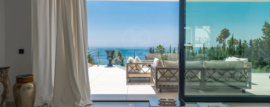Luxury Villa with Panoramic Sea Views in La Paloma, Manilva