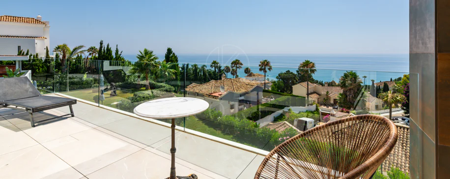 Luxury Villa with Panoramic Sea Views in La Paloma, Manilva