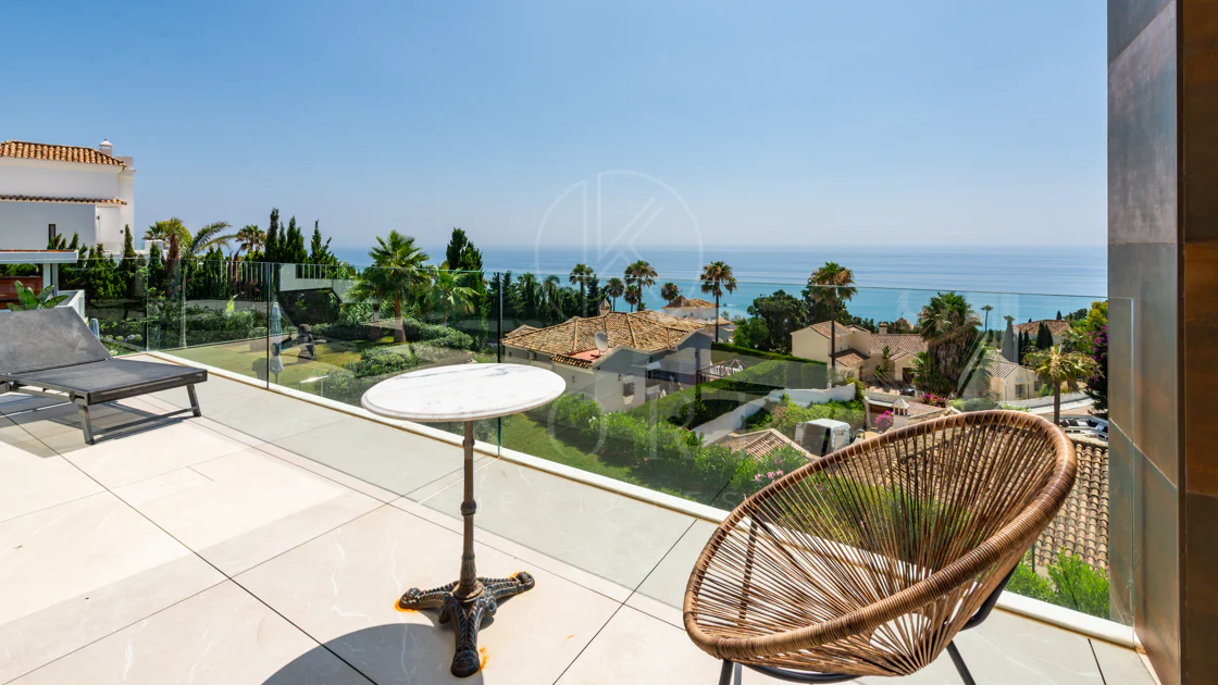 Luxury Villa with Panoramic Sea Views in La Paloma, Manilva