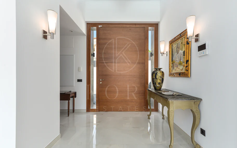 Luxury Villa with Panoramic Sea Views in La Paloma, Manilva