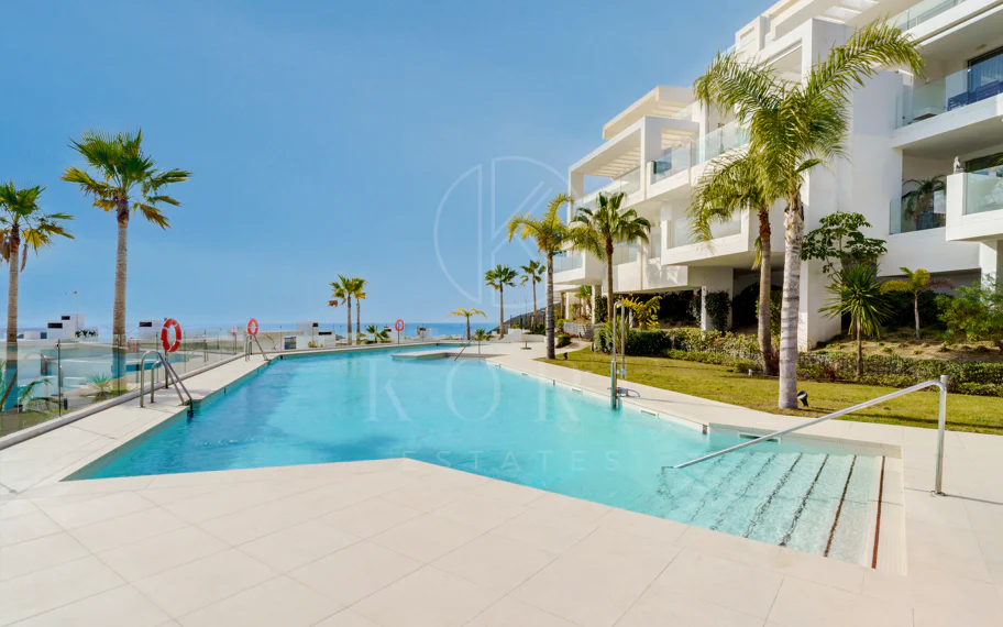 Beautiful two bedroom, south east facing apartment located in the exclusive Urbanisation Palo Alto