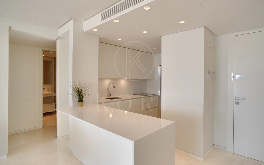 Beautiful two bedroom, south east facing apartment located in the exclusive Urbanisation Palo Alto