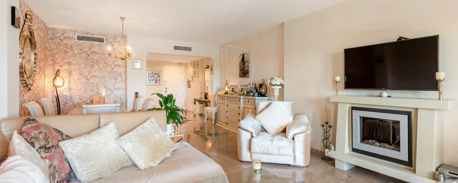Apartament cu vedere la mare, Cumbres del Rodeo, Nueva Andalucía