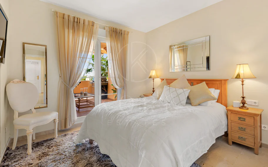 Sea View Apartment, Cumbres del Rodeo, Nueva Andalucía