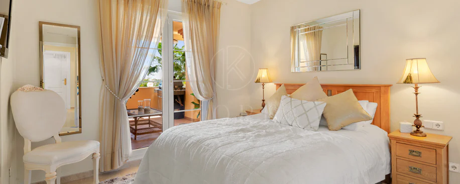 Apartament cu vedere la mare, Cumbres del Rodeo, Nueva Andalucía