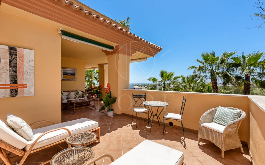 Sea View Apartment, Cumbres del Rodeo, Nueva Andalucía