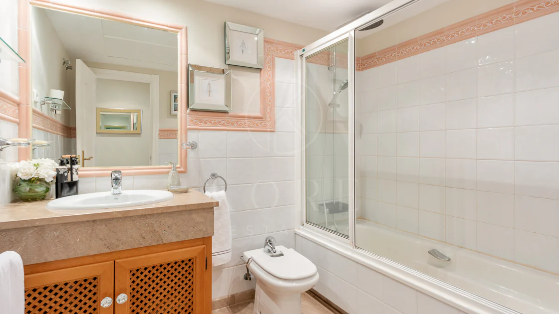 Apartament cu vedere la mare, Cumbres del Rodeo, Nueva AndalucÃa