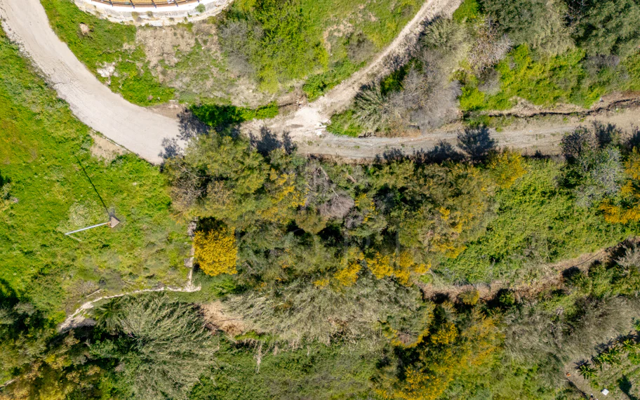 Fantastic Plot for Sale in Puerto del Almendro, Benahavis with sea views