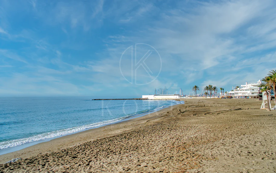 Fantastic Plot for Sale in Puerto del Almendro, Benahavis with sea views