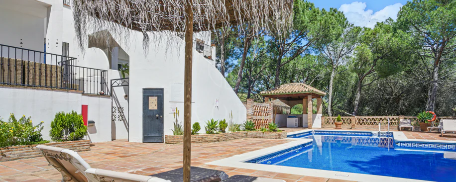 Spacious four-bedroom, duplex penthouse in the Los Pinos de Aloha complex, Nueva Andalucía, Marbella