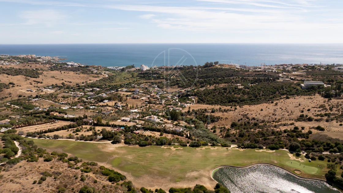Teren de primă clasă cu proiect și licență în Valle Romano, Estepona