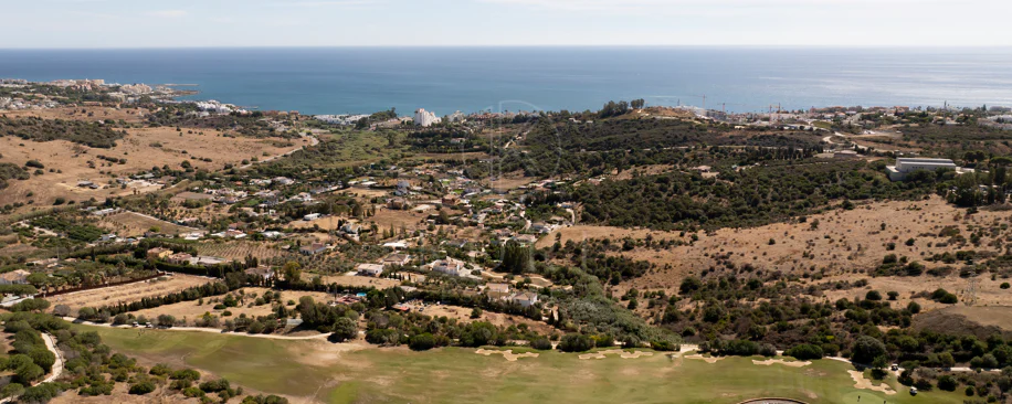 Teren de primă clasă cu proiect și licență în Valle Romano, Estepona
