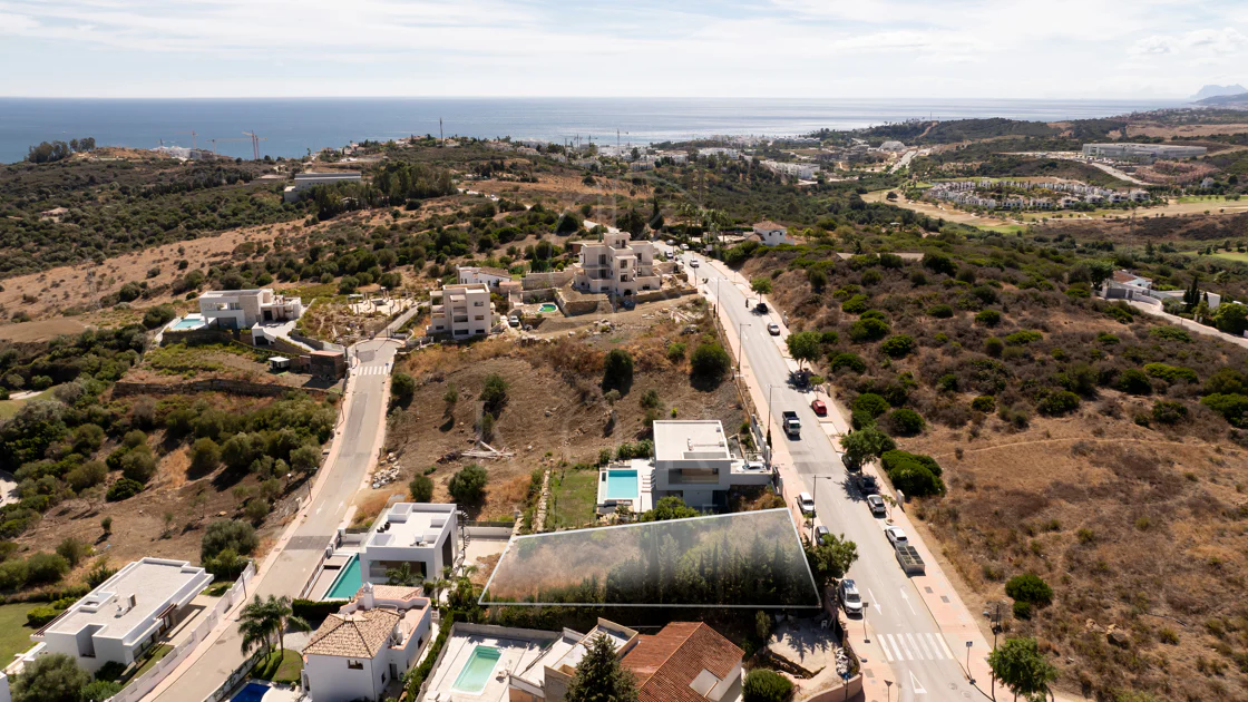 Teren de primă clasă cu proiect și licență în Valle Romano, Estepona