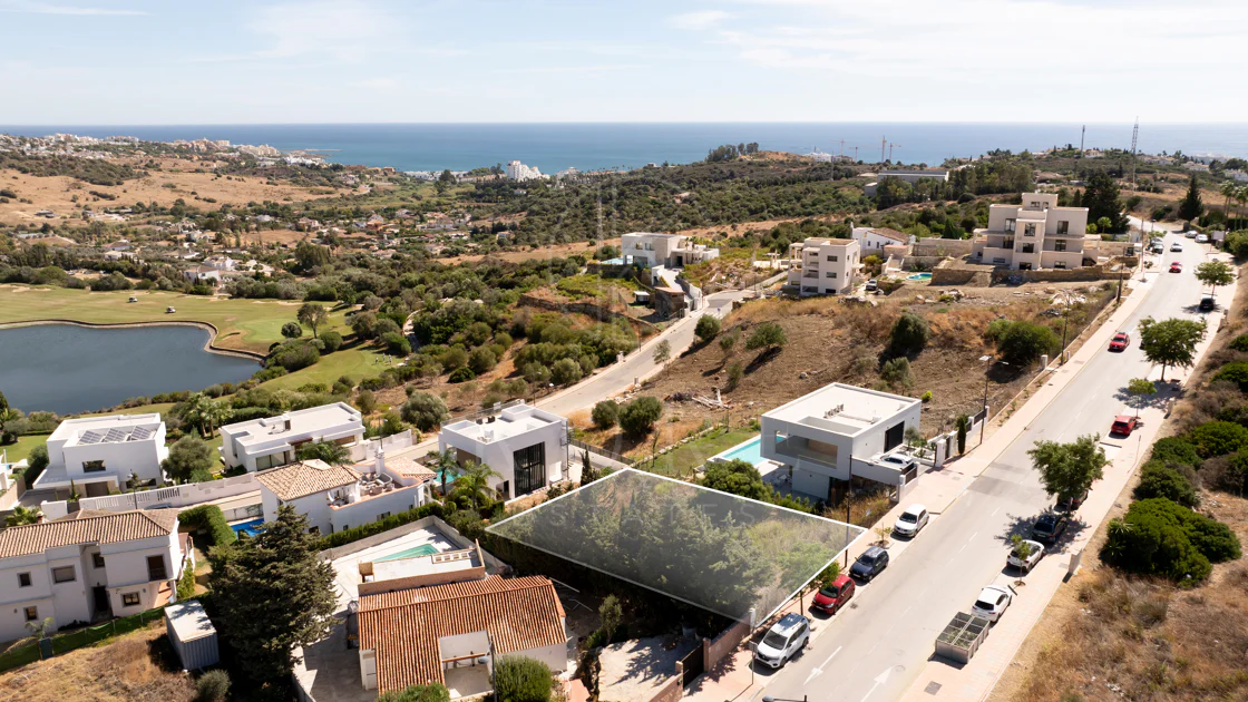 Teren de primă clasă cu proiect și licență în Valle Romano, Estepona