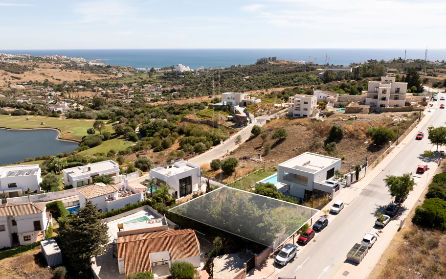 Prime Plot with Project and License in Valle Romano, Estepona