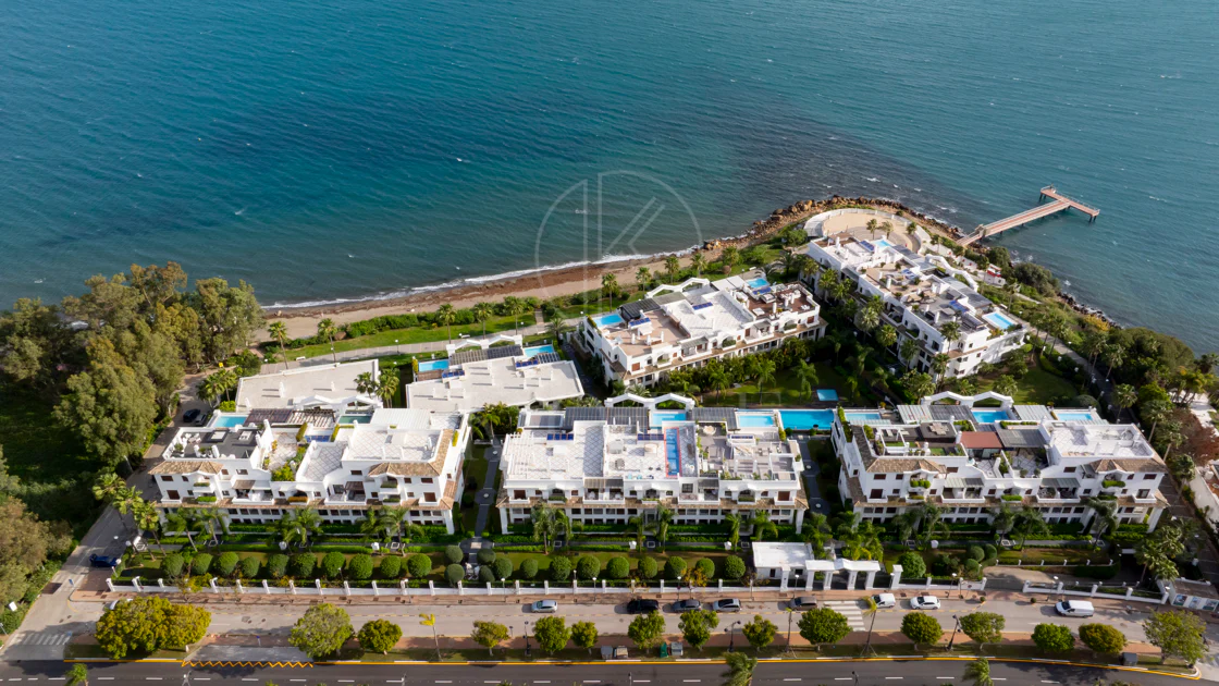 Exclusive Ground-Floor Apartment in Doncella Beach, Estepona