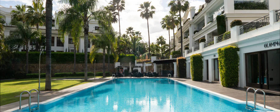 Exclusive Ground-Floor Apartment in Doncella Beach, Estepona