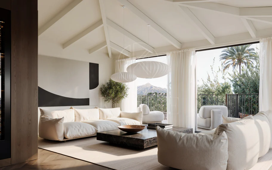 Villa Voir - Scandinavian-inspired villa in the prestigious Los Naranjos Hill Club of Marbella