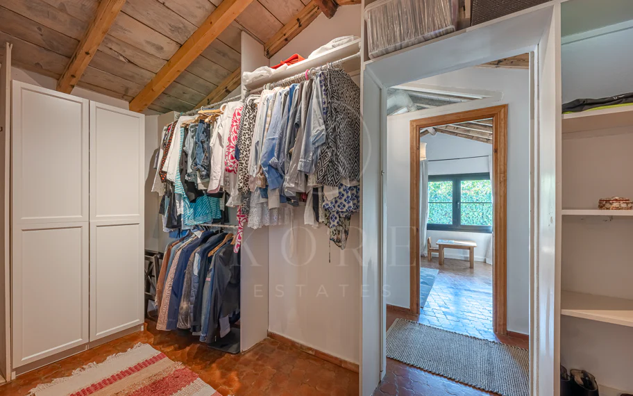 Charming Villa with Panoramic Views in Guadalmina Alta
