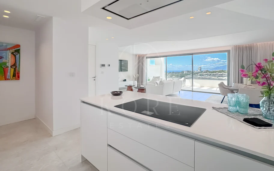 Contemporary penthouse with terrace and solarium both with panoramic views of the Mediterranean Sea in top location