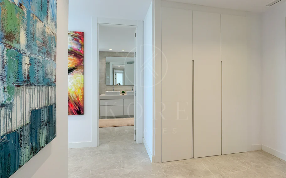 Contemporary penthouse with terrace and solarium both with panoramic views of the Mediterranean Sea in top location