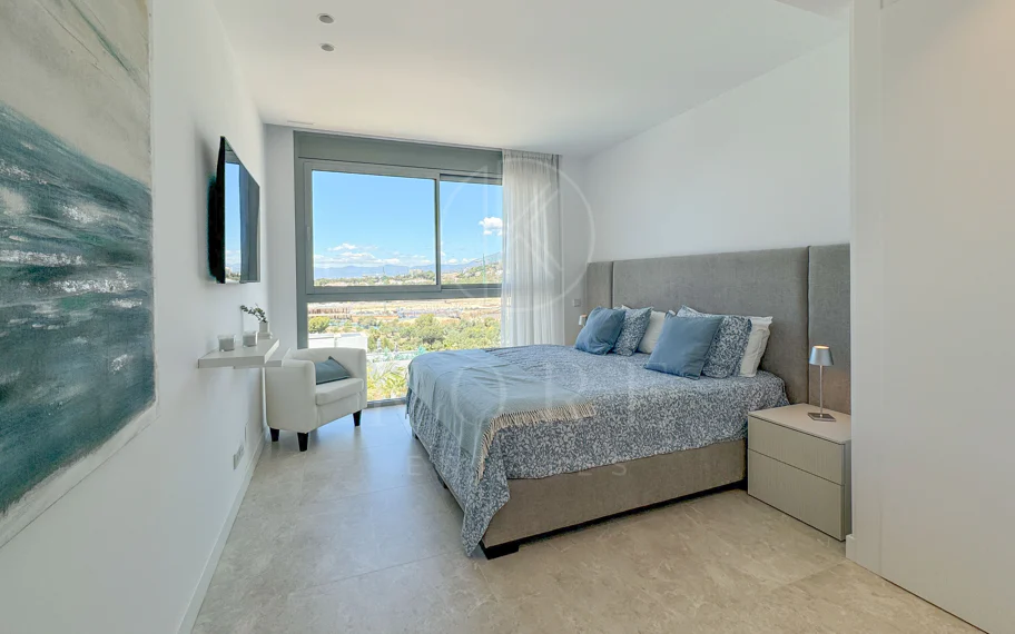 Contemporary penthouse with terrace and solarium both with panoramic views of the Mediterranean Sea in top location