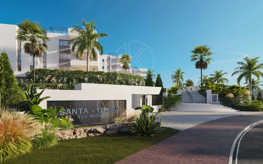 Contemporary penthouse with terrace and solarium both with panoramic views of the Mediterranean Sea in top location