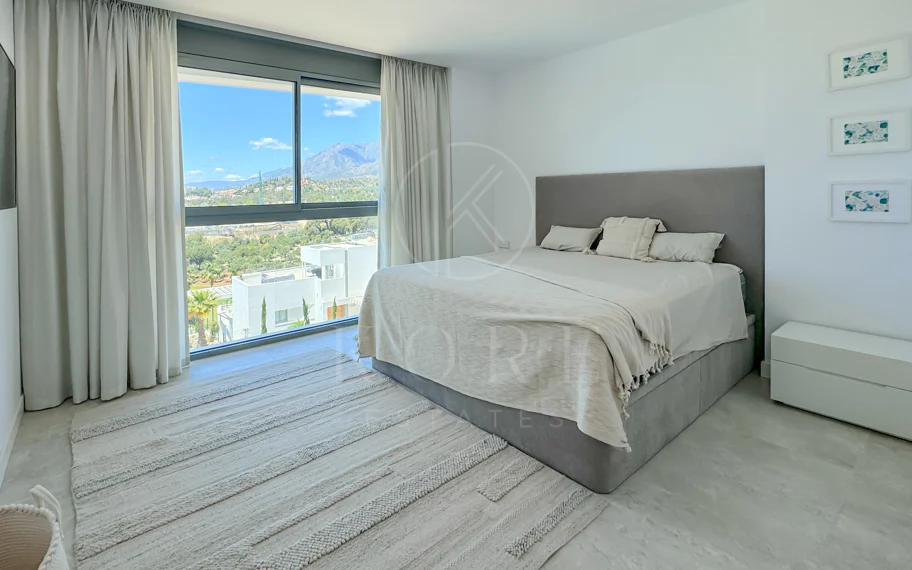 Contemporary penthouse with terrace and solarium both with panoramic views of the Mediterranean Sea in top location