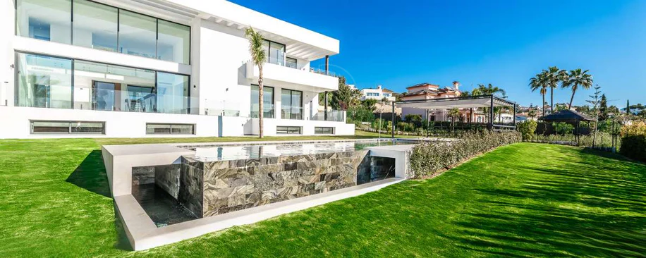 Ansamblu în El Paraiso, Estepona East