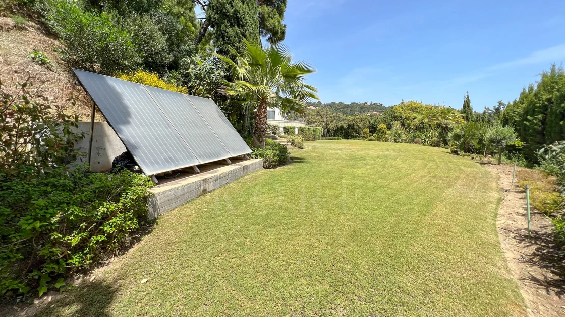 Fantastic modern villa with amazing panoramic sea views in La Zagaleta