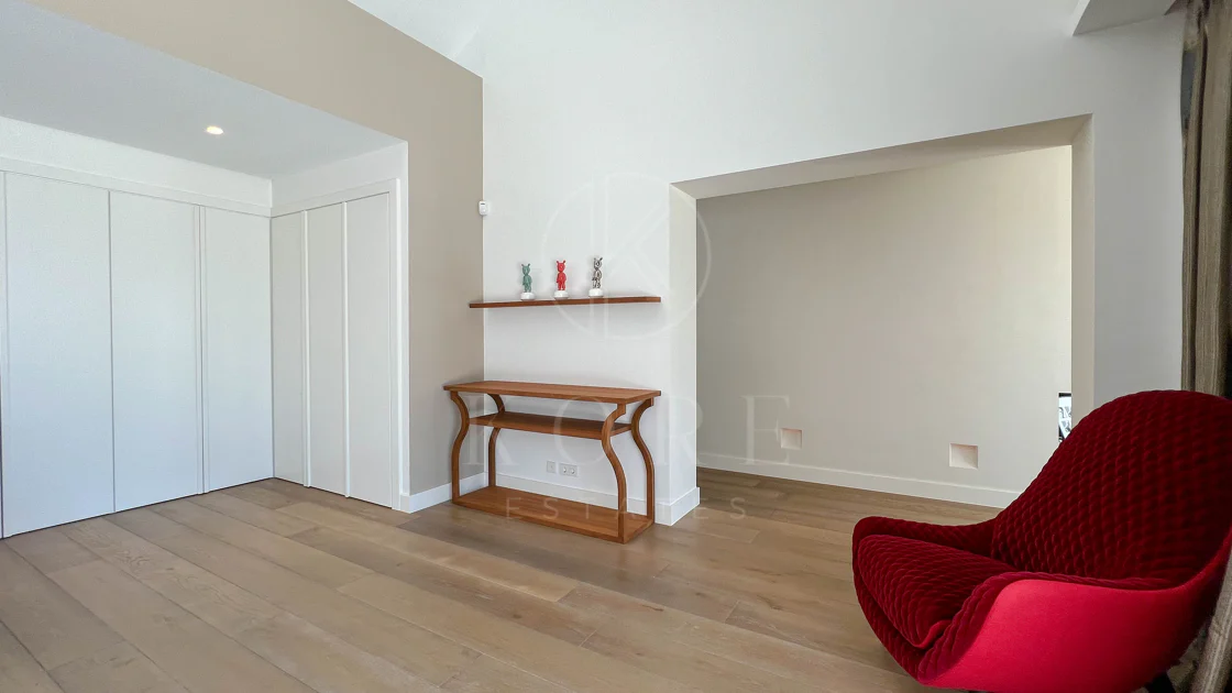 Fantastic modern villa with amazing panoramic sea views in La Zagaleta