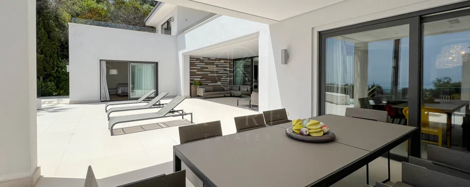 Fantastic modern villa with amazing panoramic sea views in La Zagaleta