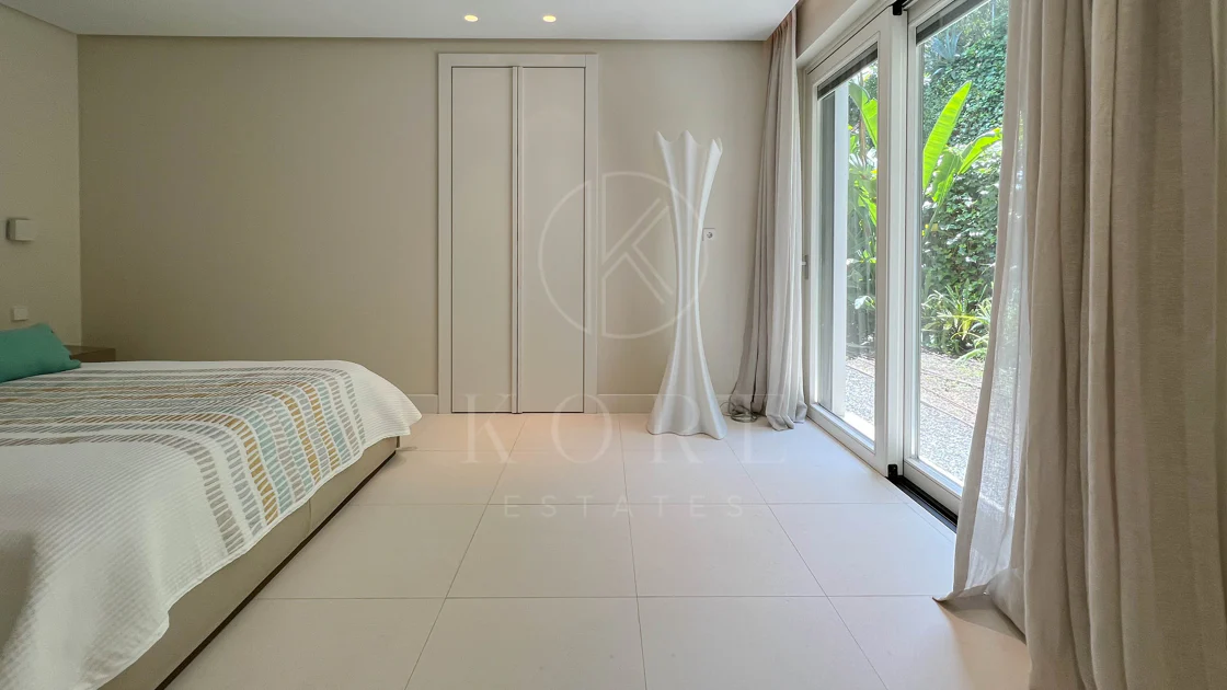 Fantastic modern villa with amazing panoramic sea views in La Zagaleta
