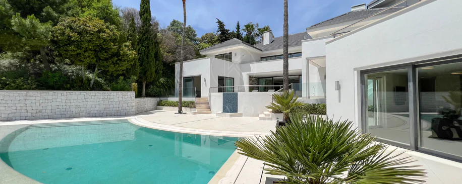 Fantastic modern villa with amazing panoramic sea views in La Zagaleta
