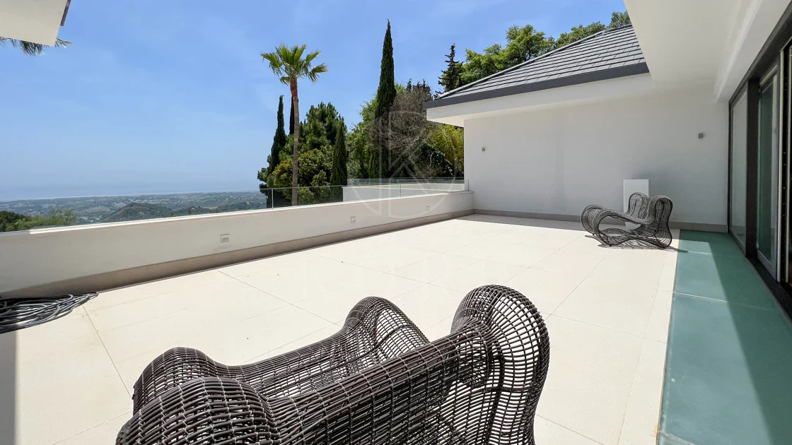 Fantastic modern villa with amazing panoramic sea views in La Zagaleta