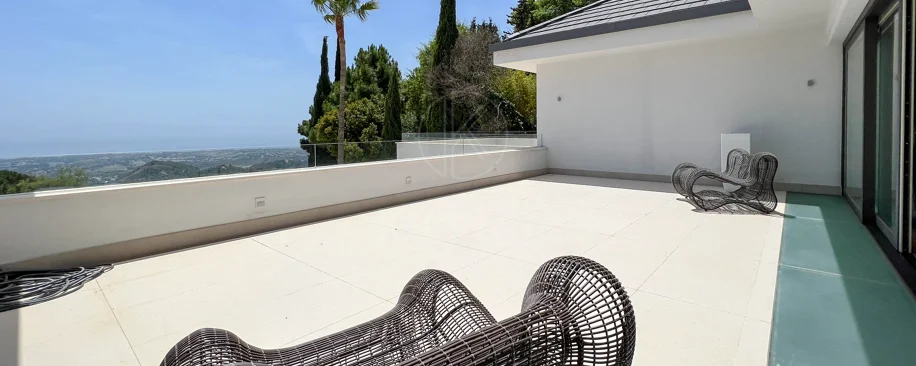 Fantastic modern villa with amazing panoramic sea views in La Zagaleta