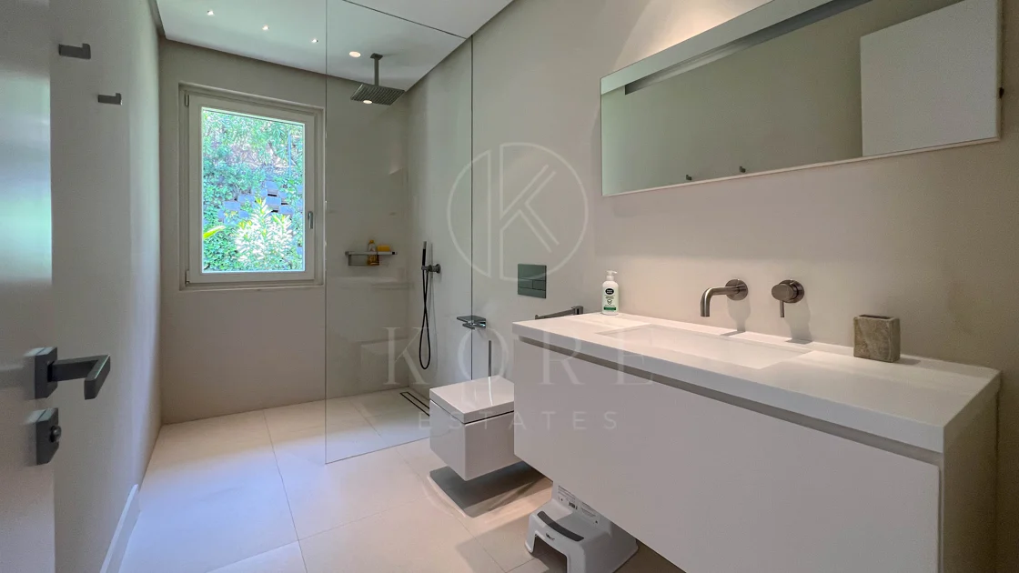 Fantastic modern villa with amazing panoramic sea views in La Zagaleta