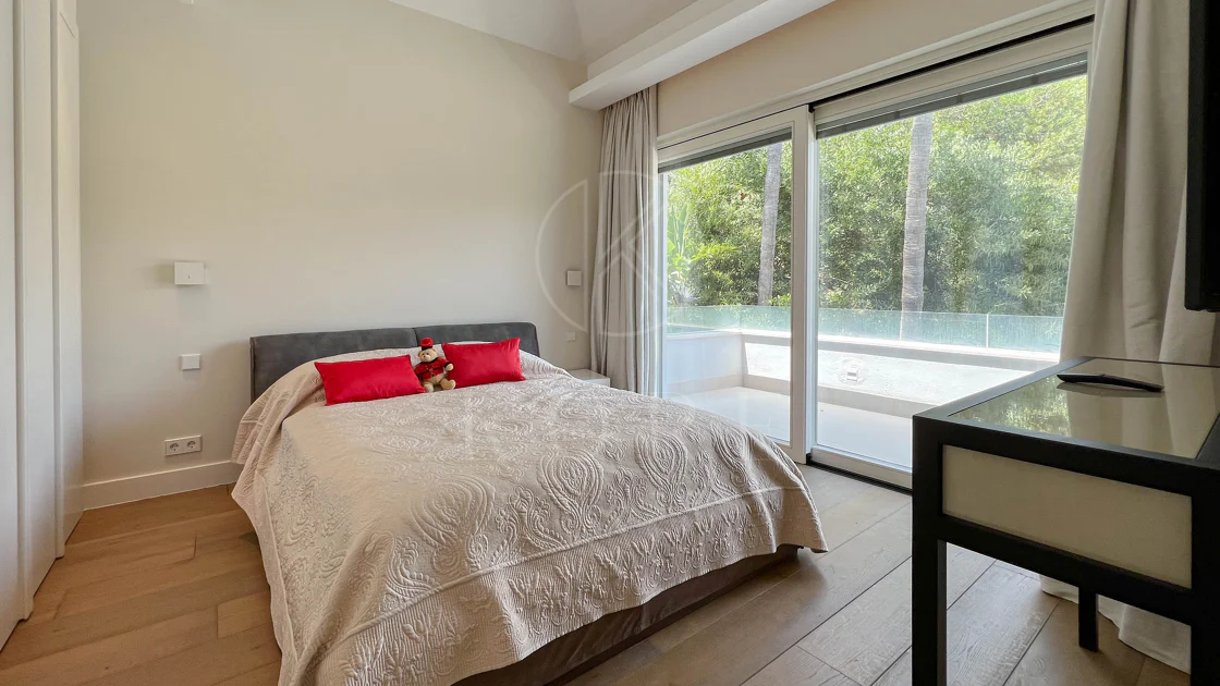Fantastic modern villa with amazing panoramic sea views in La Zagaleta