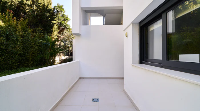 Key Ready - Last Unit - Fully furnished ground Floor in the New Golden Mile - UFH + South Orientation