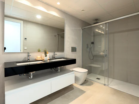 New project in the New Golden Mile with spectacular sea views