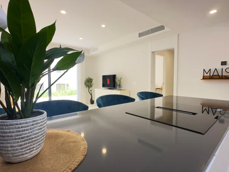 Azata Delmare - Casares Costa - Apartments with spectacular sea views. Strategically located 250m from the beach, Azata Delmare is a complex of 74 apartments of 2 and 3 bedrooms.